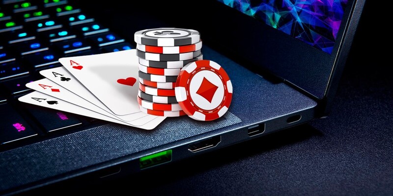 Xếp loại bài poker và những hành động mà người chơi có thể thực hiện